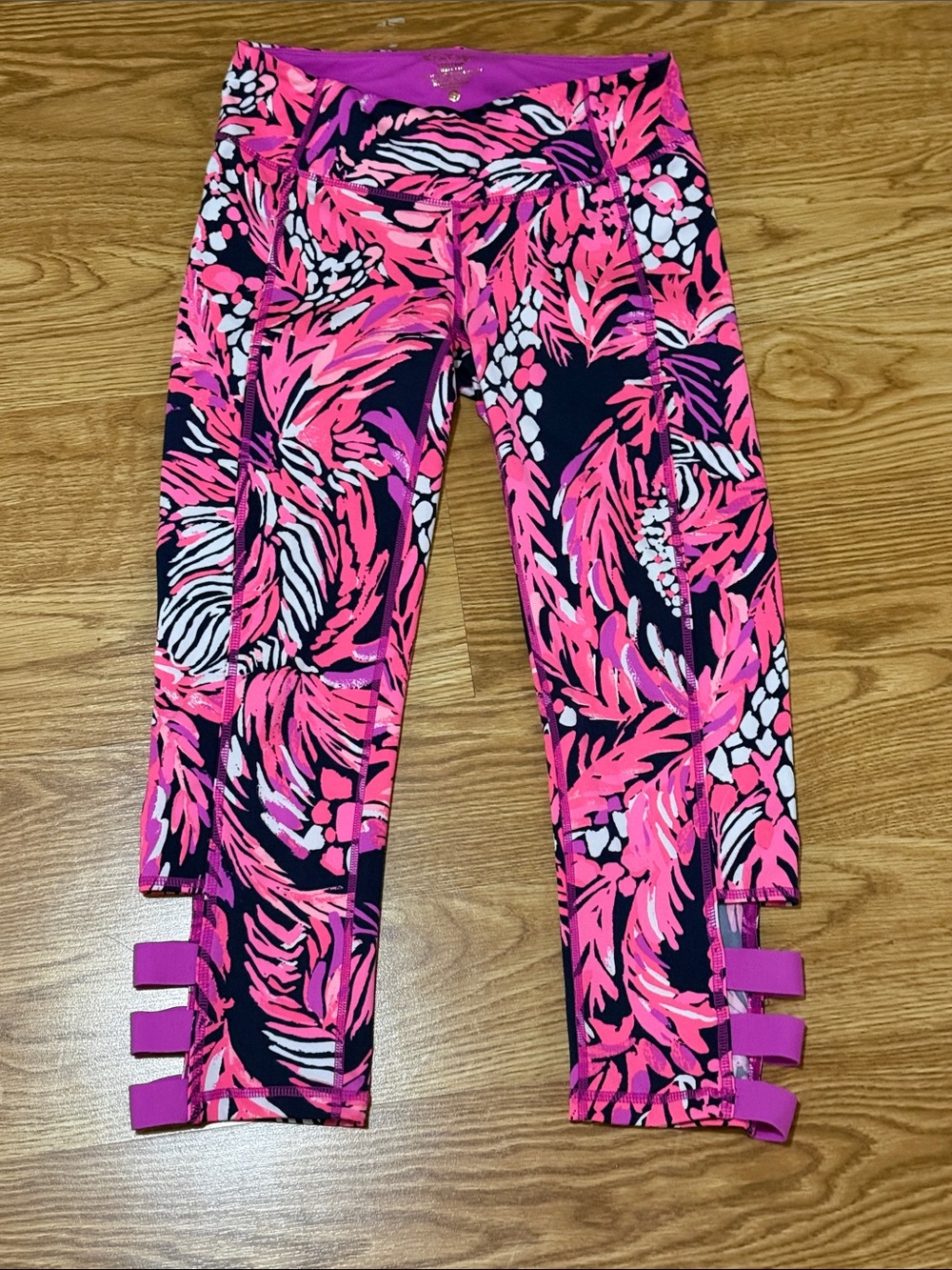 Lilly Pulitzer Hot Pink and Black Tropical Crop Leggings